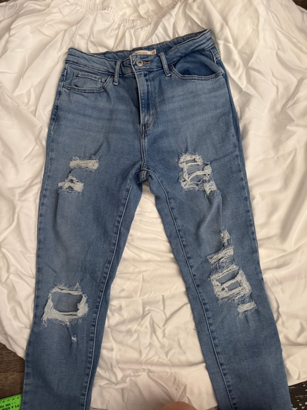 Levi's 721 Women's Light Blue High-Rise Distressed Skinny Jeans